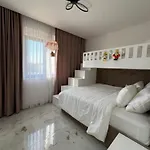 Villa Del Sole With Heated Saltwater Pool, Jacuzzi And Sauna Ljubuski