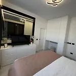 Del Sole With Heated Saltwater Pool, Jacuzzi And Sauna