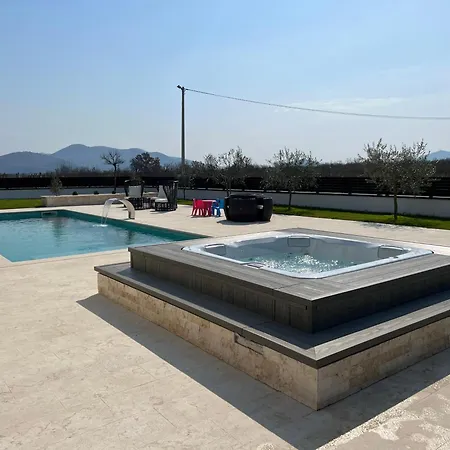 Vila Del Sole With Heated Saltwater Pool, Jacuzzi And Sauna Ljubuski