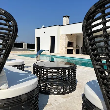 Del Sole With Heated Saltwater Pool, Jacuzzi And Sauna Vila Ljubuski