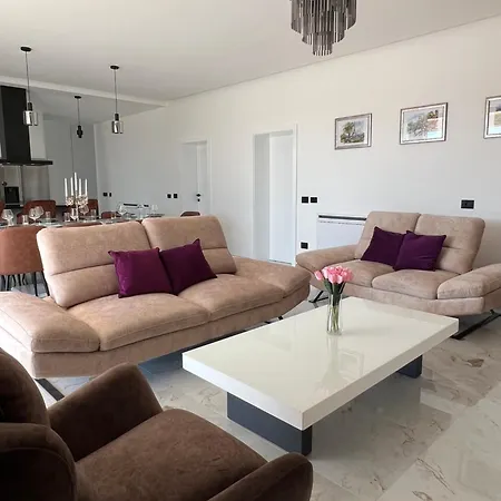 Del Sole With Heated Saltwater Pool, Jacuzzi And Sauna * Ljubuski
