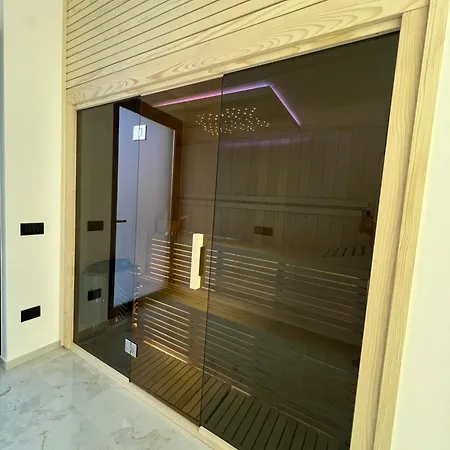 Del Sole With Heated Saltwater Pool, Jacuzzi And Sauna