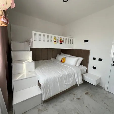 Del Sole With Heated Saltwater Pool, Jacuzzi And Sauna Vila
