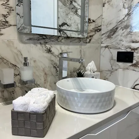 Del Sole With Heated Saltwater Pool, Jacuzzi And Sauna Vila *